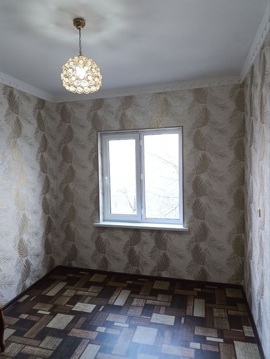 Продается трёхкомнатная квартира в восьмом микрорайоне