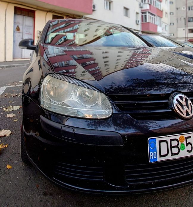 Vând autoturism Golf V–2005