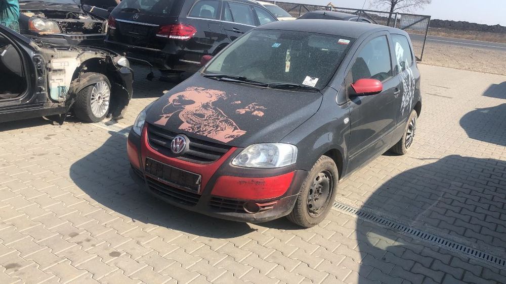Dezmembram Volkswagen Fox 1.2 benzina an fabr 2006