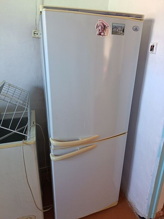 Продам холодильник