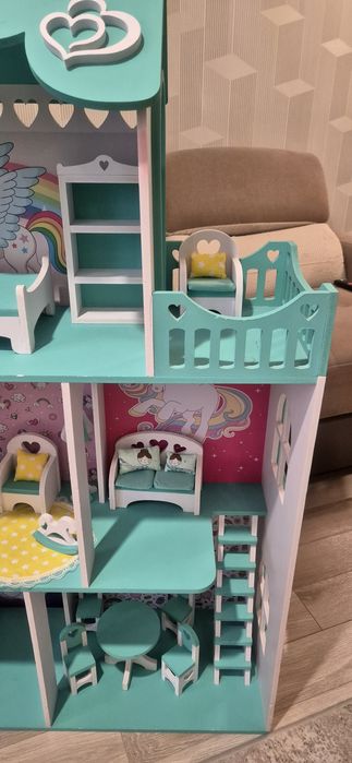 Игровой кукольный домик