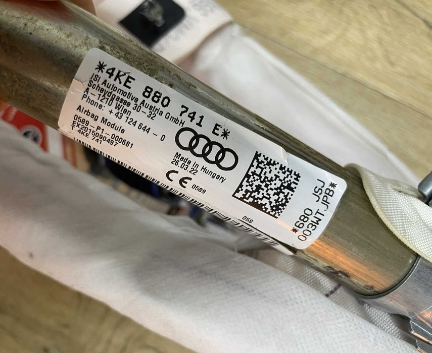 Audi E-Tron - kit airbag volan pasager cortine  - centuri de siguranta