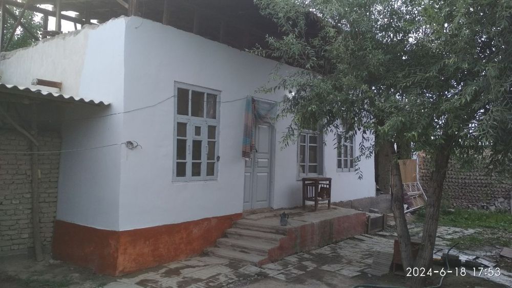 Uy sotiladi pul zarur