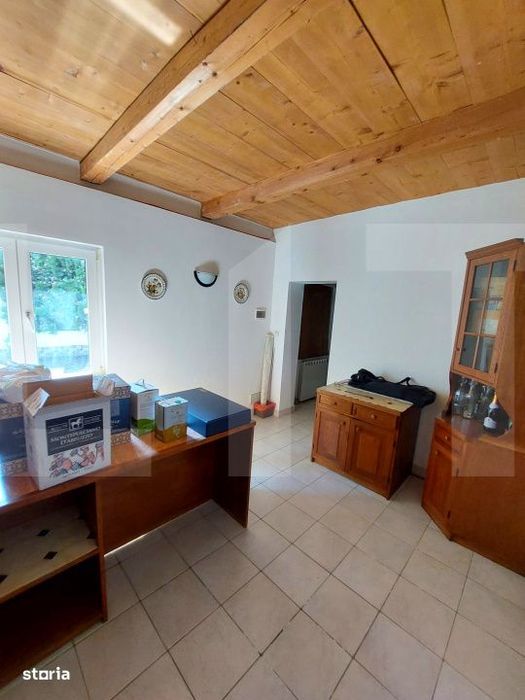 Casa de vanzare, 304 mp, zona Gradiste