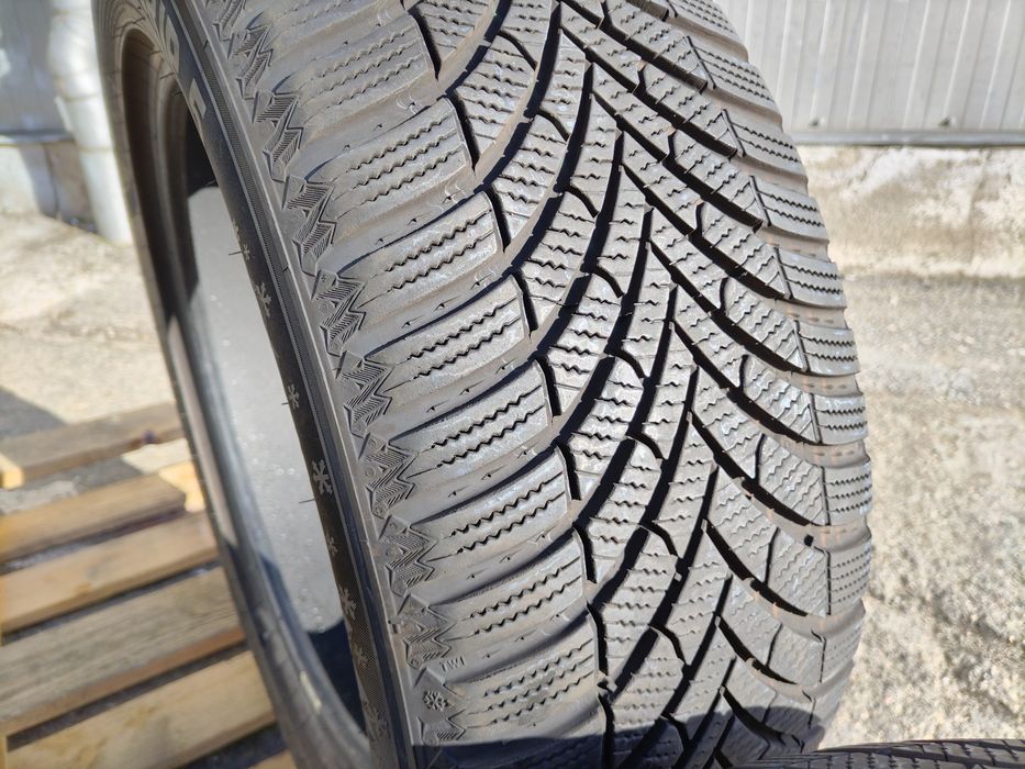 215/55/17 Семперит ДОТ 2022 г