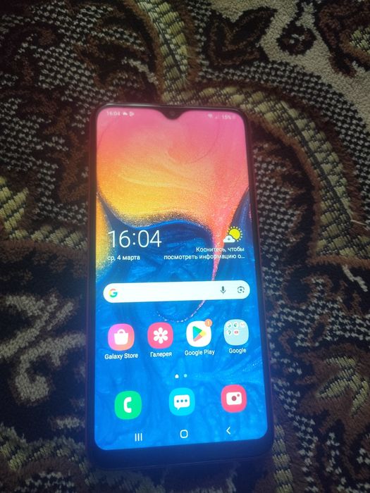 Продам Самсунг в хорошем состоянии