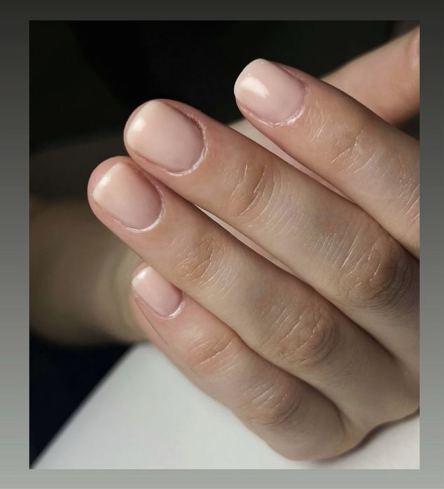 Unghii cu gel/oja semipermanenta apex