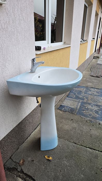 Chiuveta baie cu picior si suport
