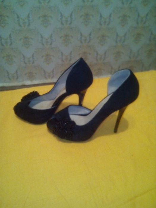 туфли замшевые с бисером