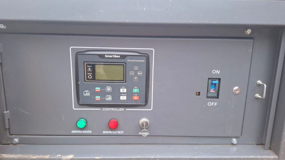 дизельный генератор 100КВТ,Обьем бака 100л