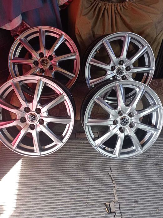 Диски R16 Япония