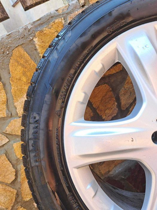 Зимни гуми Mercedes W164, джанти,фланци и болтове: Момо suv pole 255/50/19 гуми