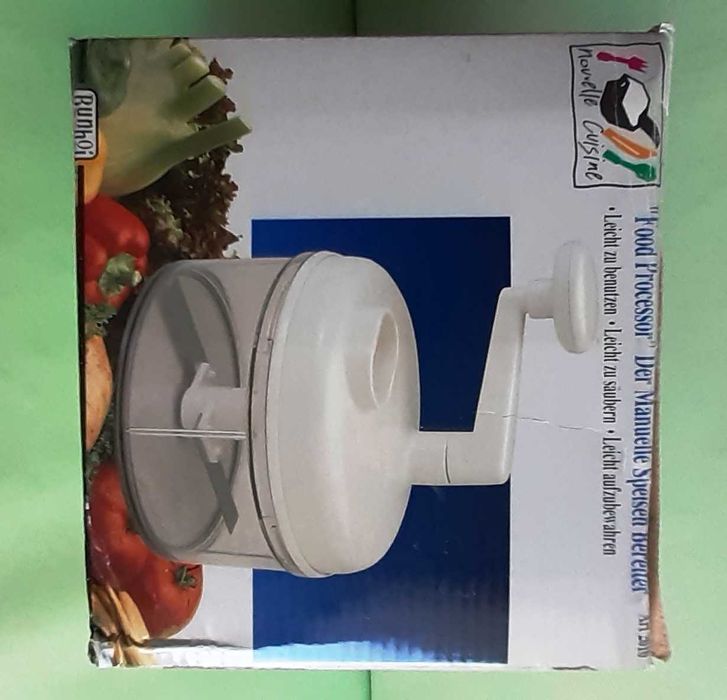 Ръчен кухненски робот