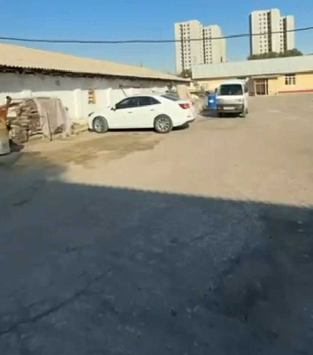 Продаётся 5 400 м² производственная база.