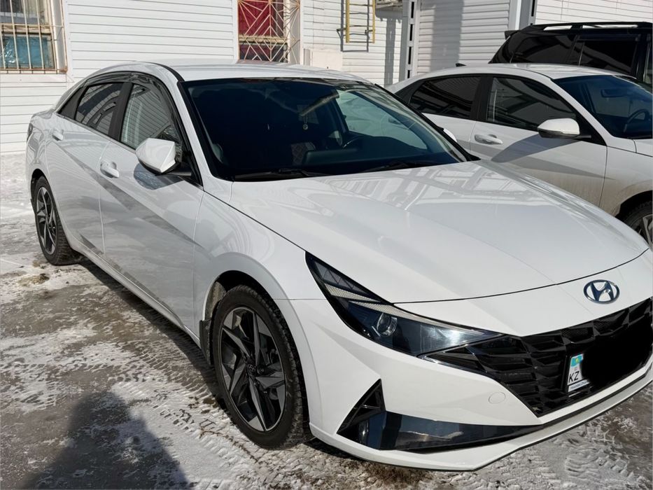 Huyndai Elantra 2023