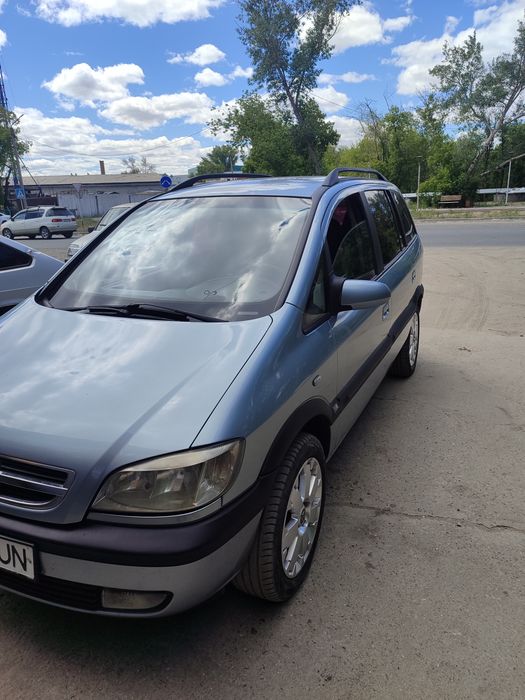 Продам Opel Zafira
