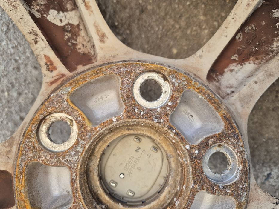 Jante R16 5x114,3 Mazda 3 5 6 Premacy Kia Ceed Rondo Sprtoage Hilux