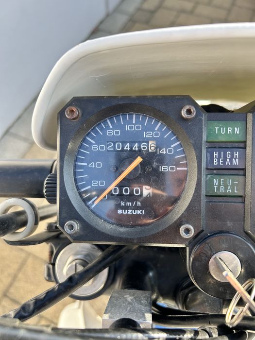 Suzuki DR 350 superb!