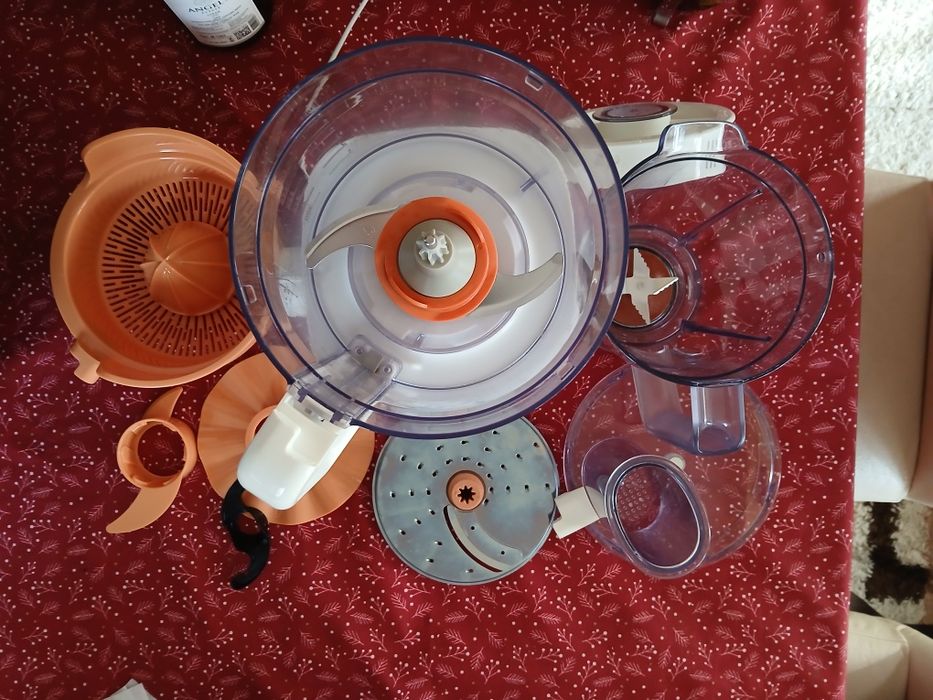 Кухненски робот Philips PowerChop 800W