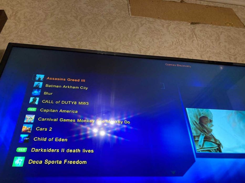 xbox 360 1 TB памятью + kinnect+2 джойстика всё 100% работает 100 у.е.