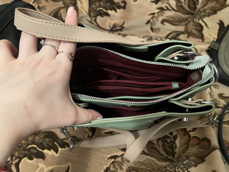 Продам сумки женские