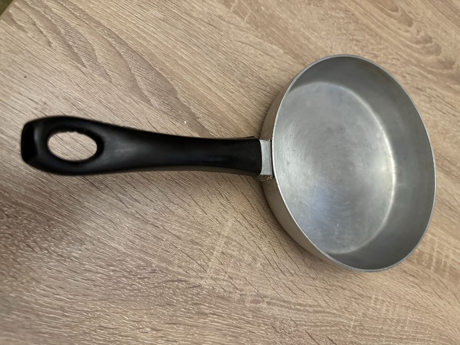 Сковородка алюминиевая