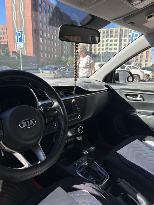 Kia 2021 года выпуска