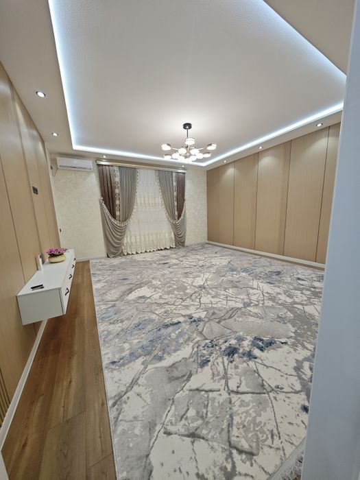 Срочно продаётся 91кв /м 3-комнатная кв 2-этаже 9-этажного дома вокзал