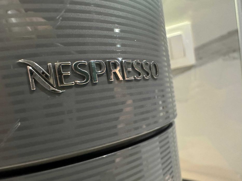 Капсулна кафемашина Nespresso Vertuo Next