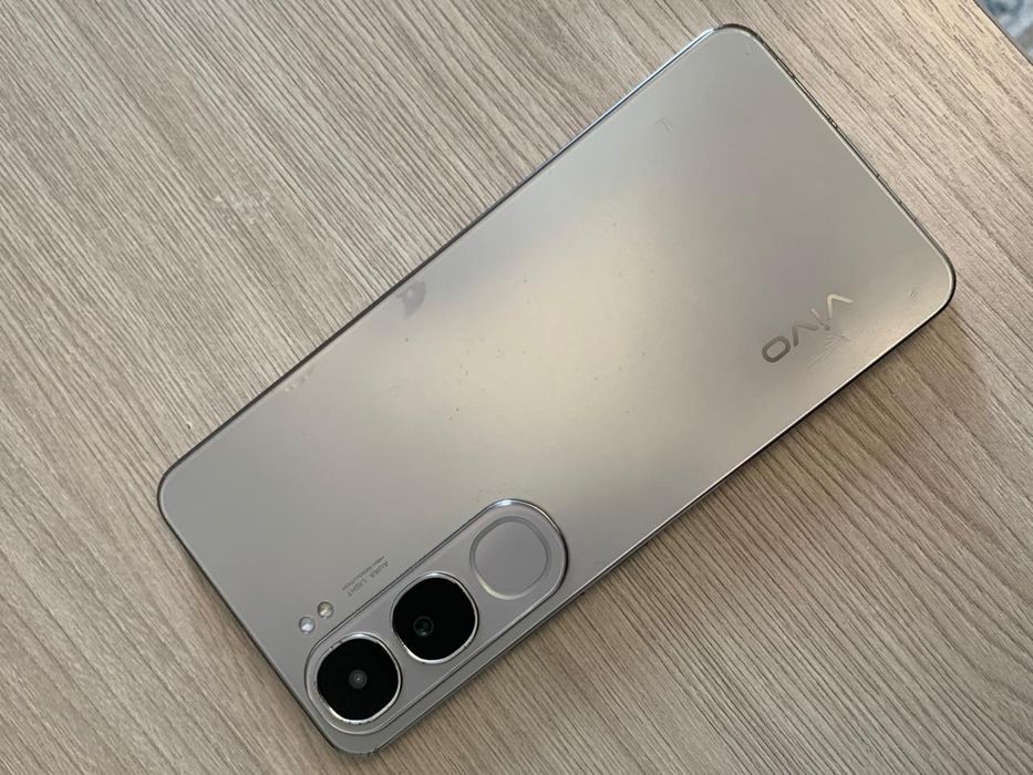 vivo v40 lite 4g.