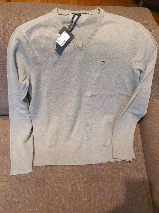Vand pulovere barbat noi originale Tommy Hilfiger