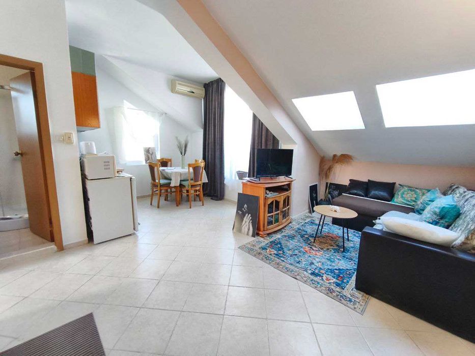 Продава се Двустаен апартамент в к.к. Слънчев бряг - 54 кв.м за 998 €/кв.м - Снимка #2