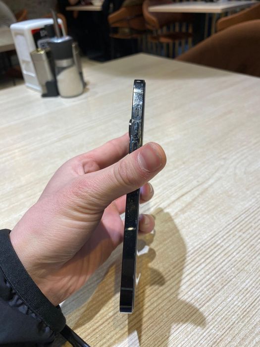 Продам айфон 14 про макс