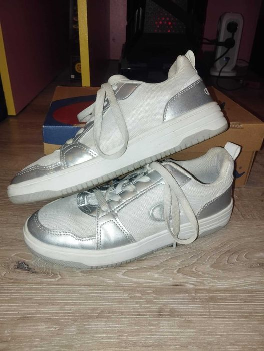 Женски обувки Champion