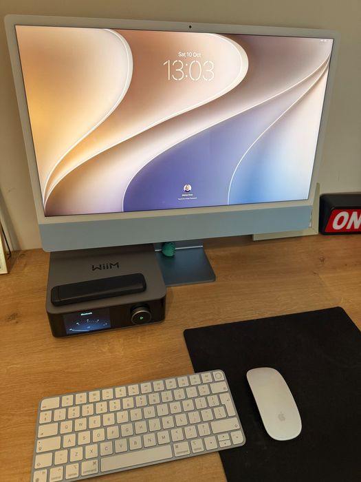 Apple iMac 24” albastru M1 2021, 8GB RAM, 512GB SSD, stare impecabilă