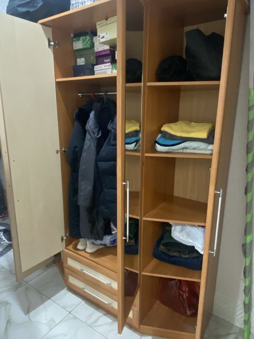 Продам шкаф + комод