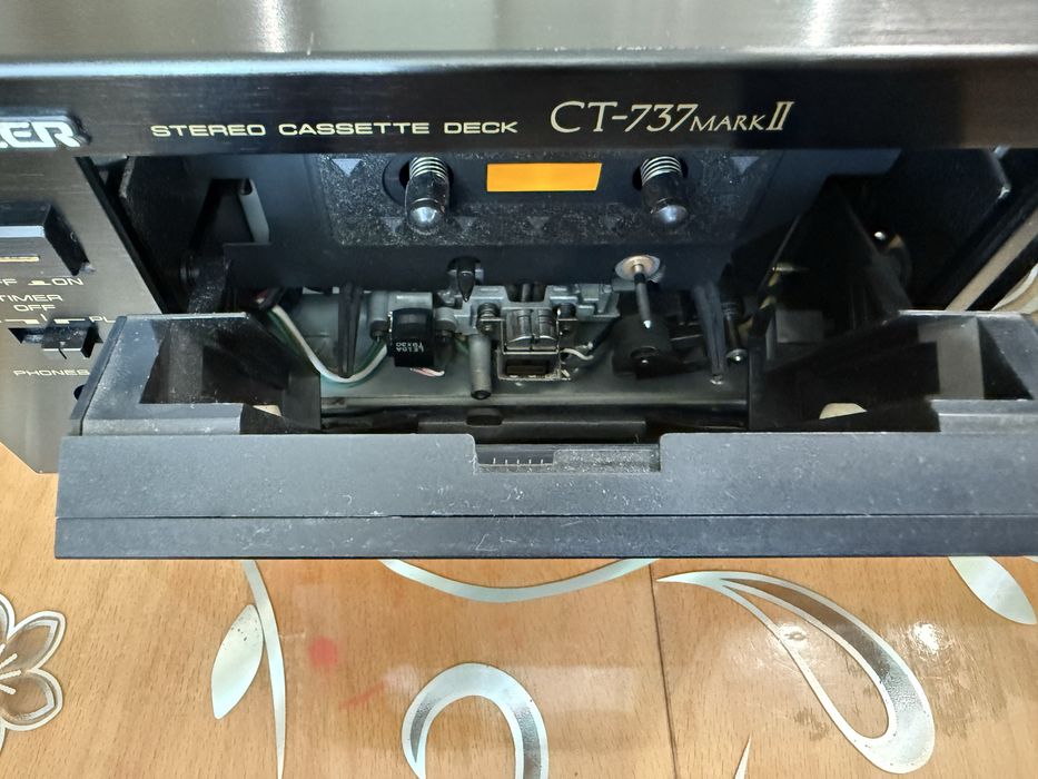 Pioneer CT-737 mk2 Като нов