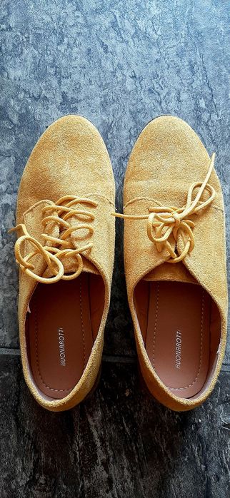 Жълти обувки, 38 номер