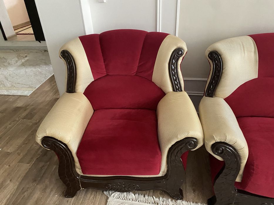 Диван с креслой