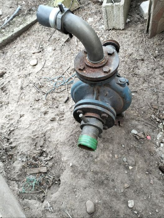 Vând pompe presiune irigat