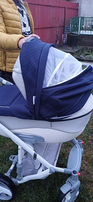 Cariucior Camarelo Avenger Lux 3 in 1       Doar cu ridicare personală