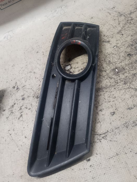 grila proiector dreapta volkswagen passat cc 2012