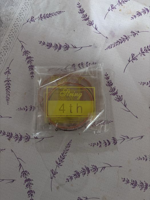 Акустические Гитара   Срочно сатылады