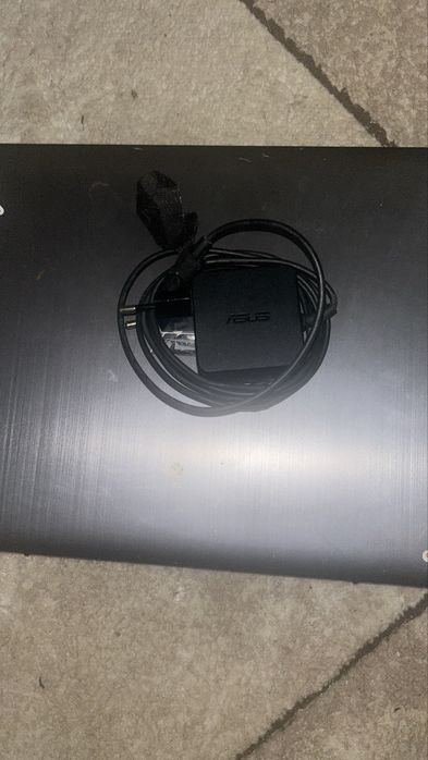Vand laptop asus