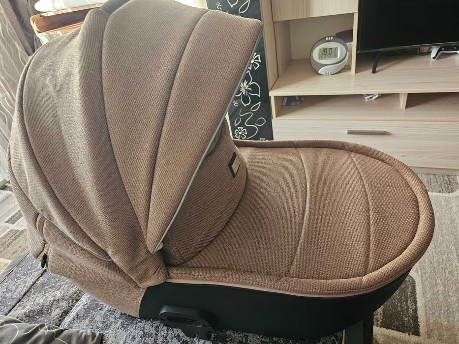 Продам коляску Kidilo