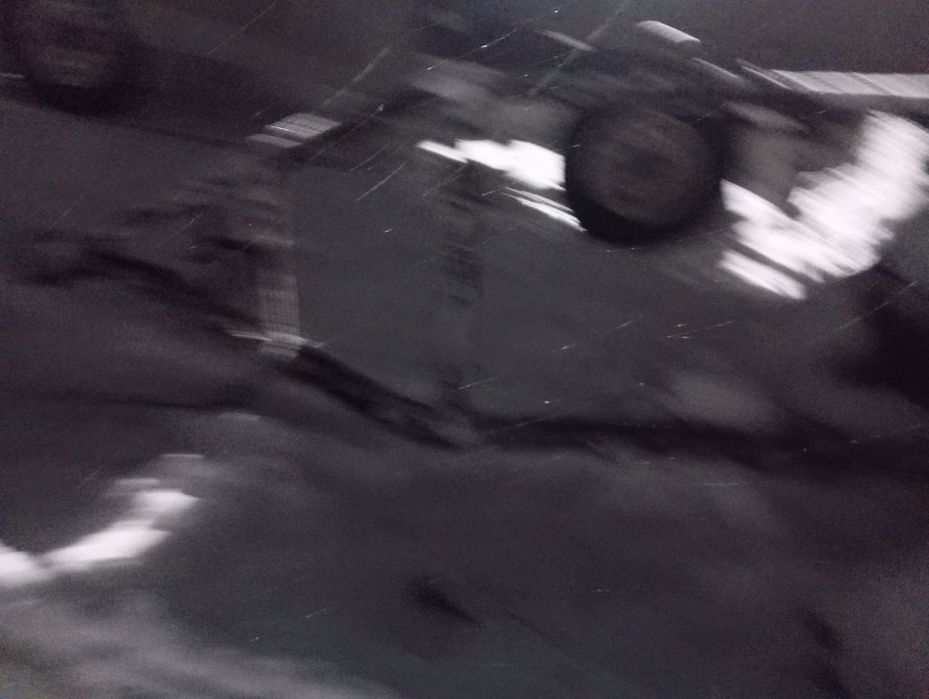 Продам раму с осью на прицеп.