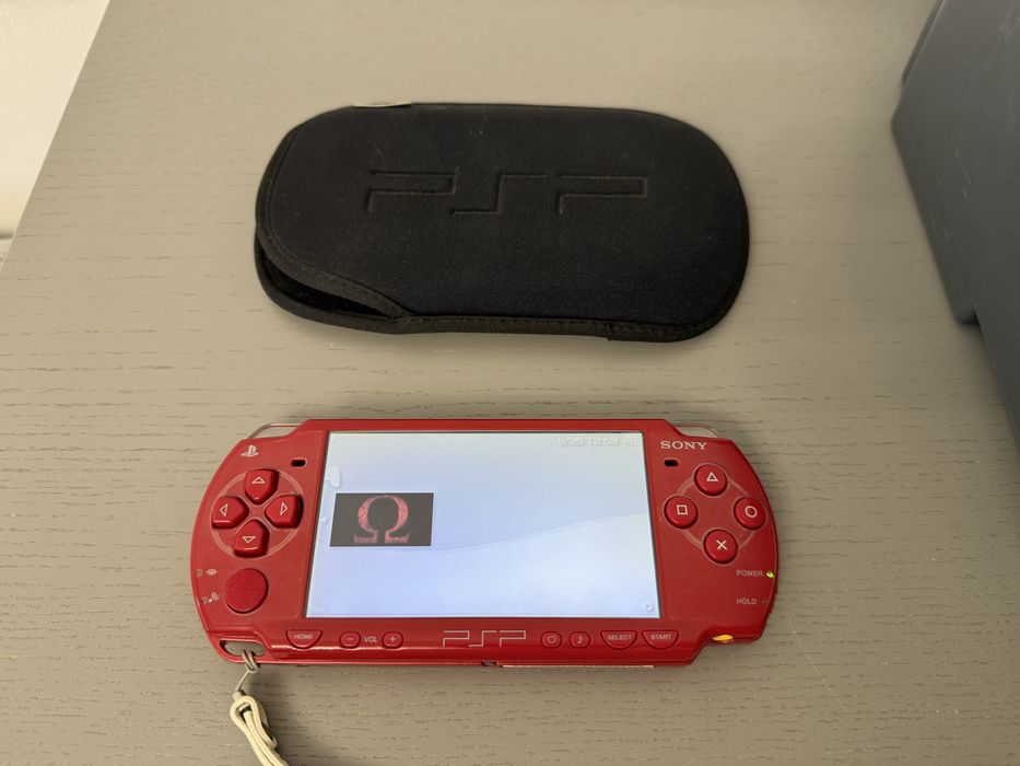 PSP 2000 Deep Red Modat