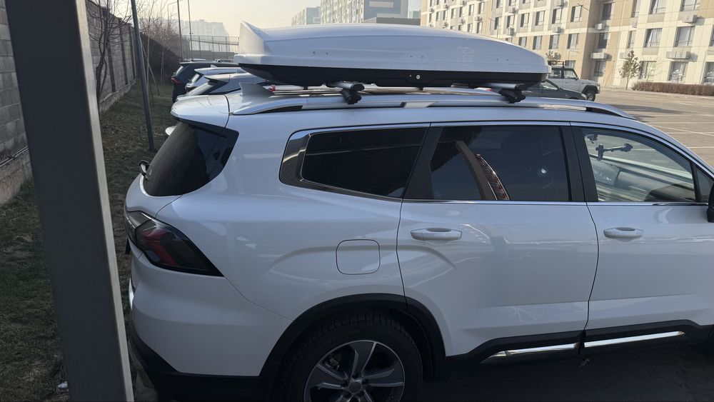 Автобокс почти новый