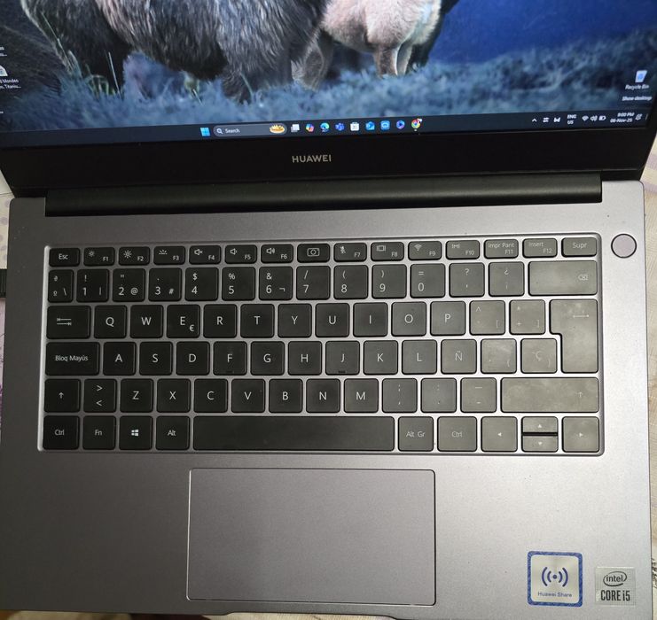 Laptop Huawei i5