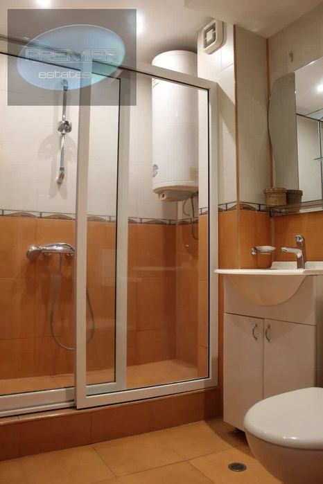 Продава се Тристаен апартамент в Пловдив, Кючук Париж - 142 кв.м за 1162 €/кв.м - Снимка #2